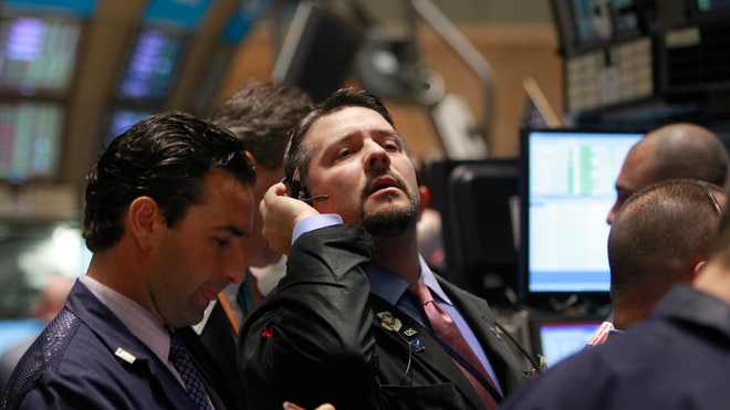 NYSE Trader 027 Looking Up
